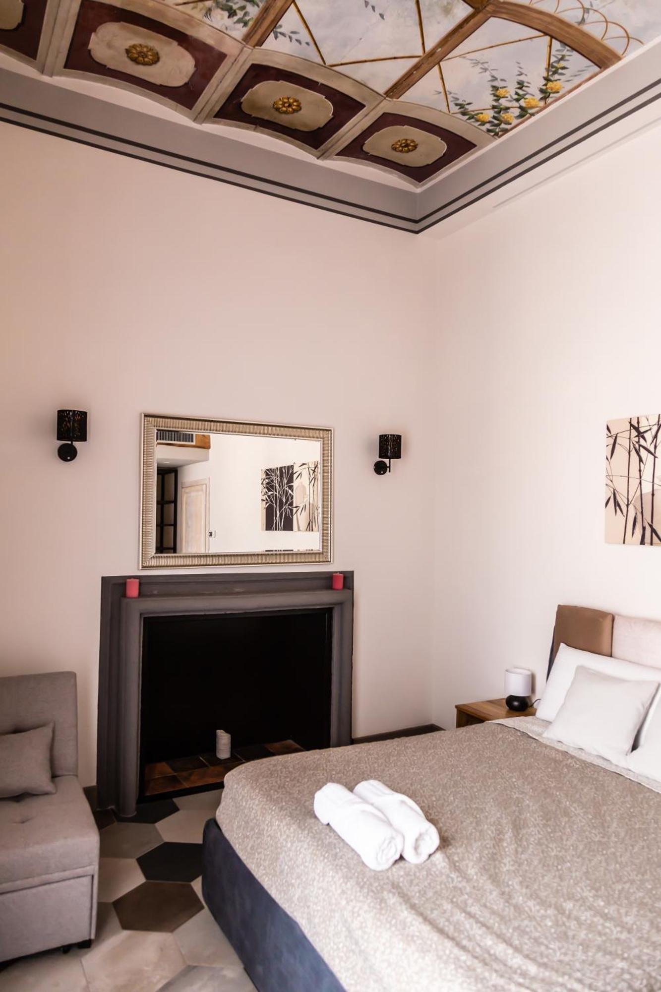 Bed and Breakfast La Rondine Tagliacozzo Habitación foto